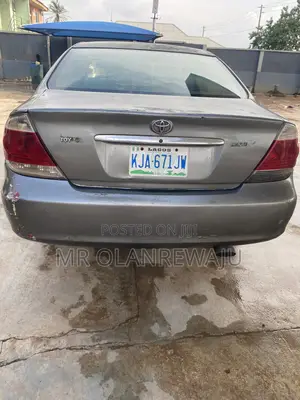 Toyota Camry 2003 Gray