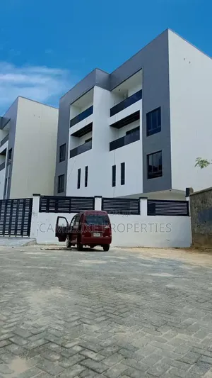 4bdrm Duplex in Rogers Court, Banana Island for sale