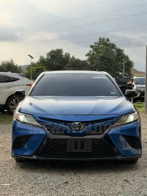 Toyota Camry XSE 2021 Blue