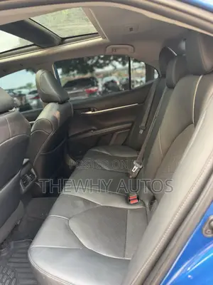 Toyota Camry XSE 2021 Blue
