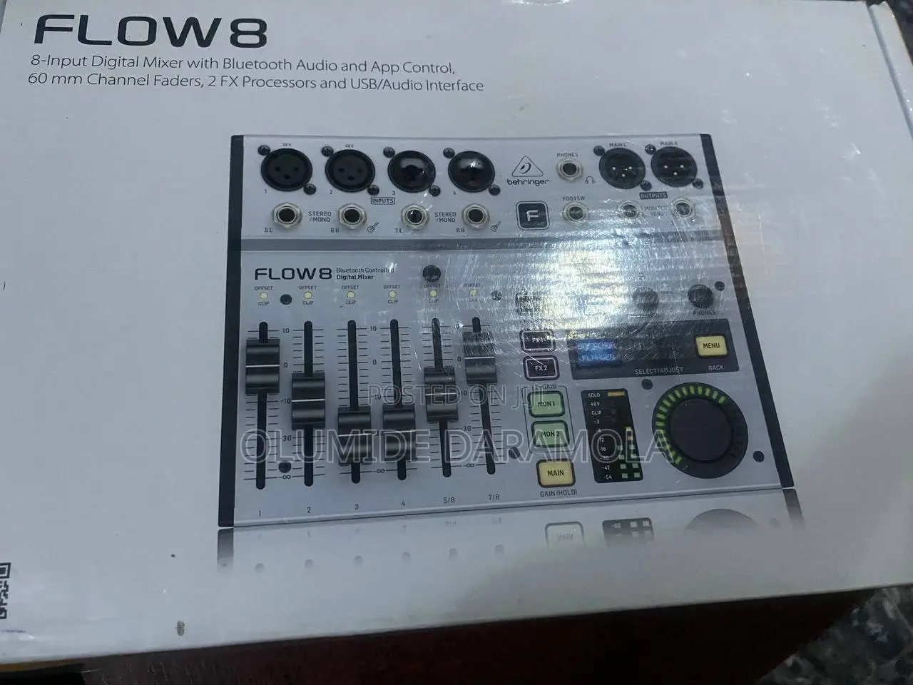 Behringer Flow 8