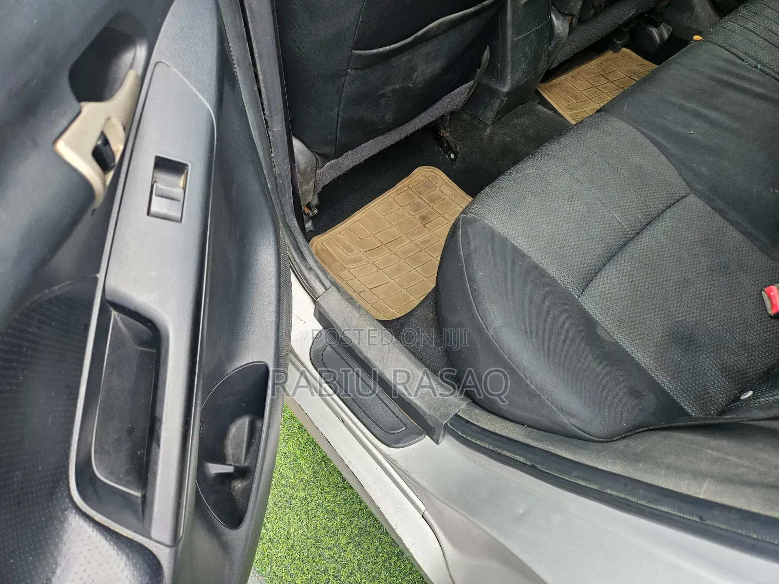 Toyota Matrix 2009 Silver