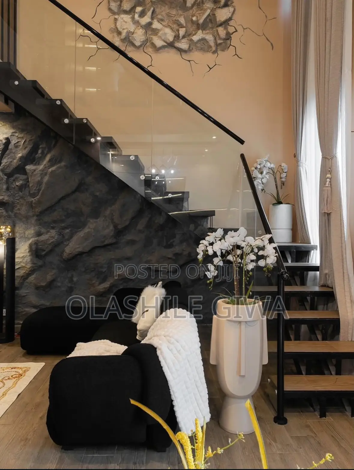 1 Bedroom Loft