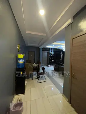2bdrm Apartment in Chevyview Estate, Chevron for rent