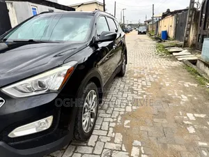 Hyundai Santa Fe 2015 Black
