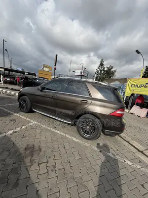 Mercedes-Benz M Class ML350 4MATIC 4dr SUV AWD (3.5L 6cyl 7A) 2015