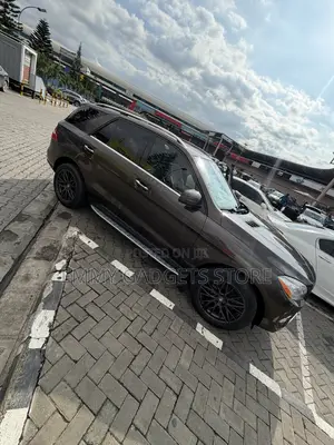 Mercedes-Benz M Class ML350 4MATIC 4dr SUV AWD (3.5L 6cyl 7A) 2015