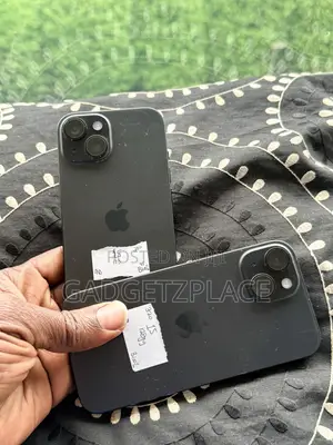 New Apple iPhone 15 128 GB Black