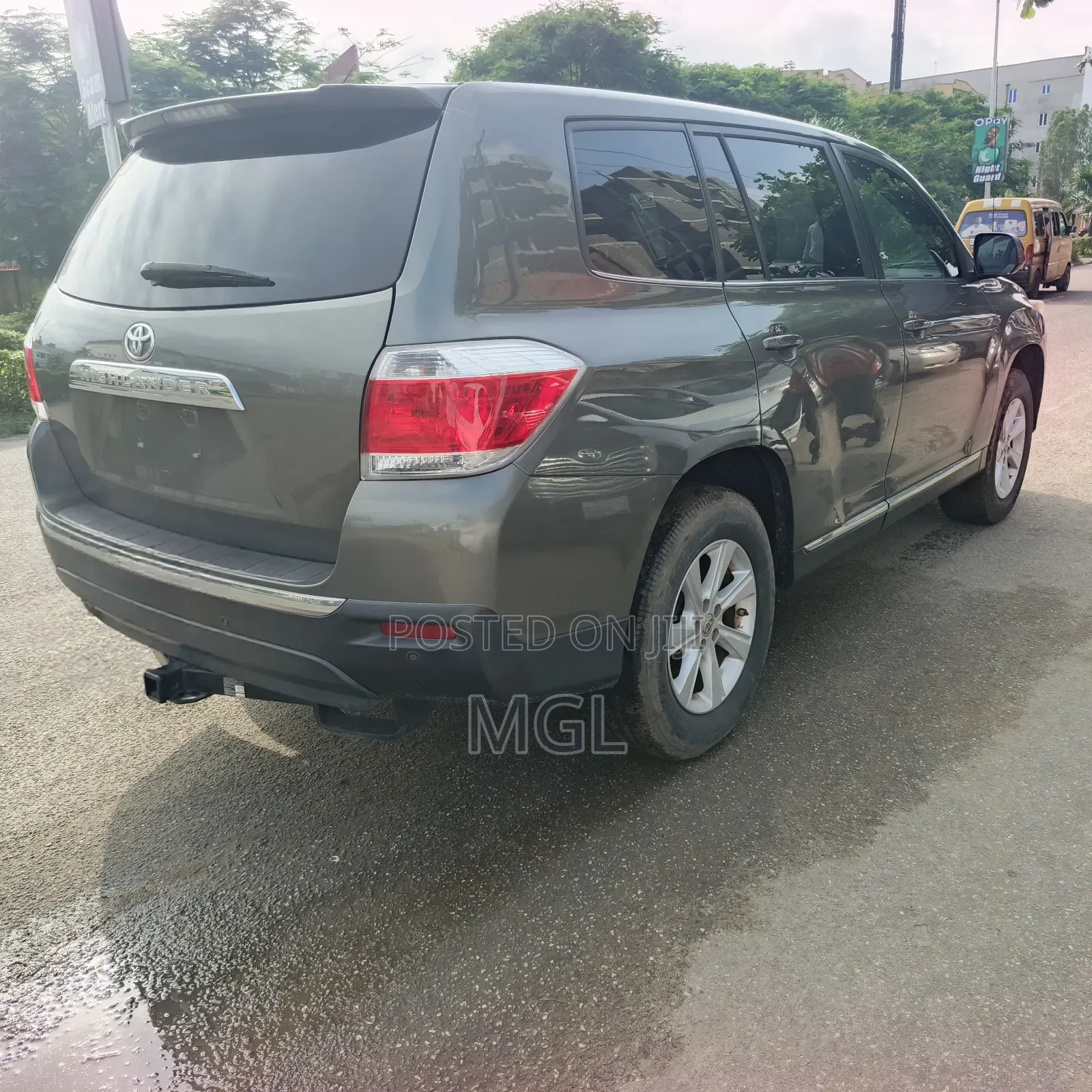 Toyota Highlander 2011 Green