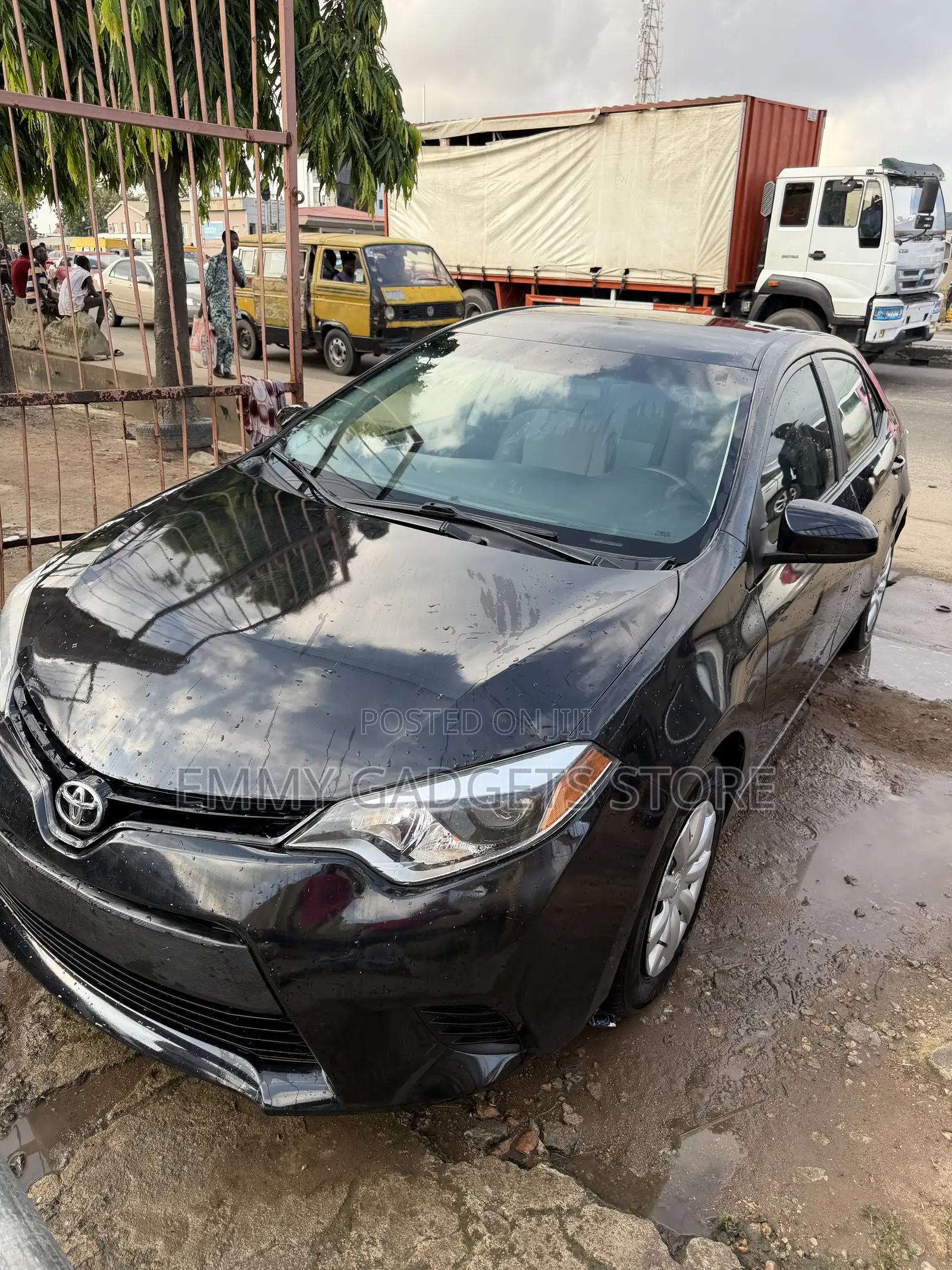 Toyota Corolla 2015 Black