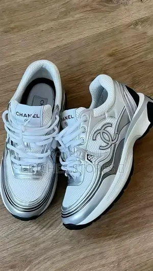 Chanel Cc Logo Runner Trainers