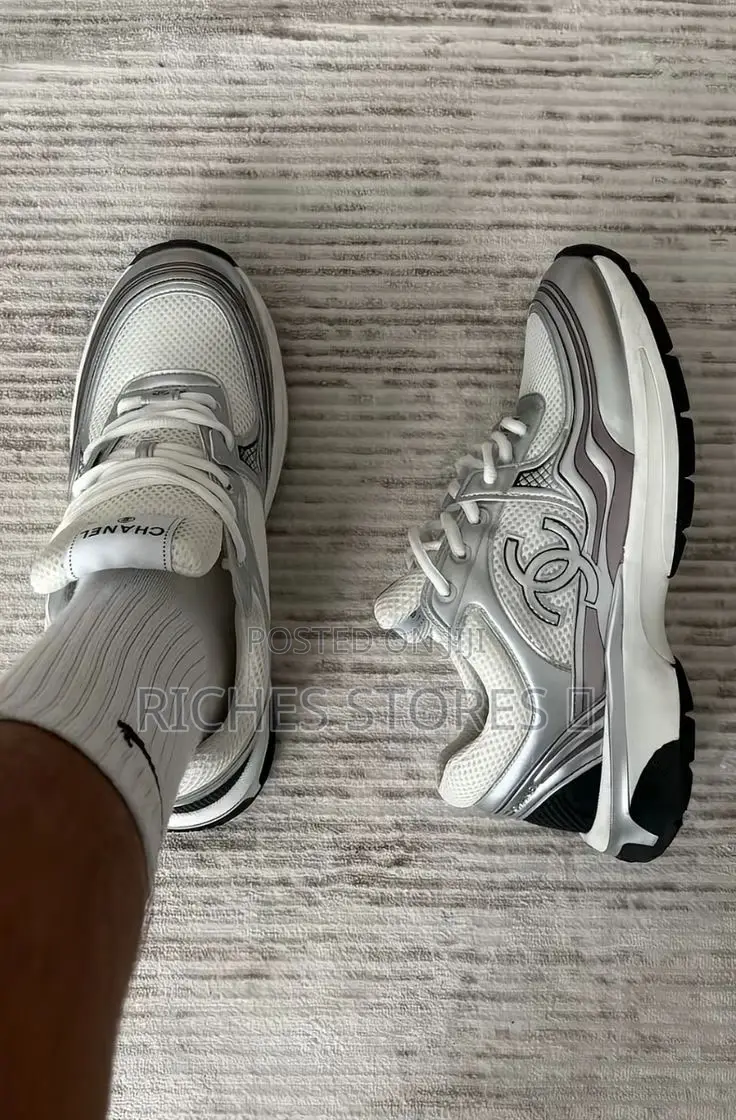 Chanel Cc Logo Runner Trainers