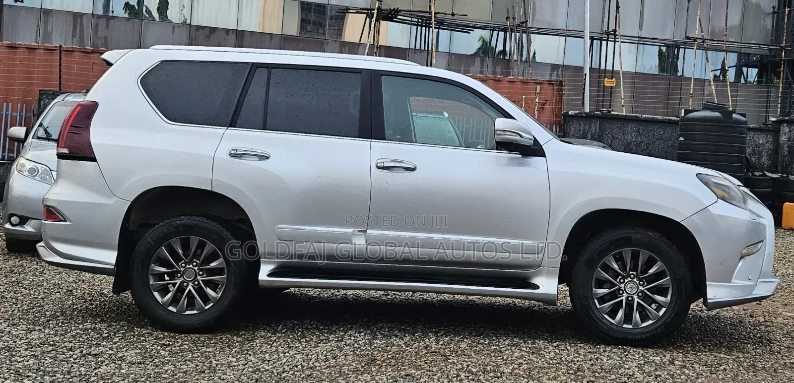 Lexus GX 2011 Silver