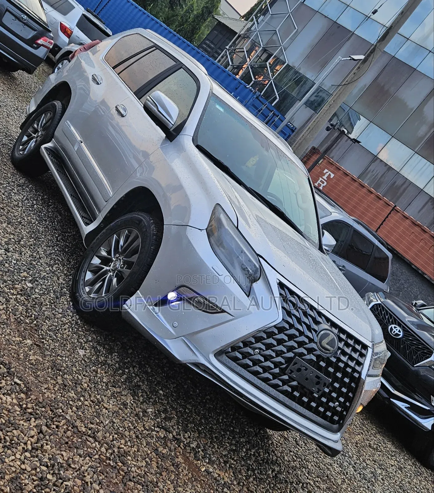 Lexus GX 2011 Silver