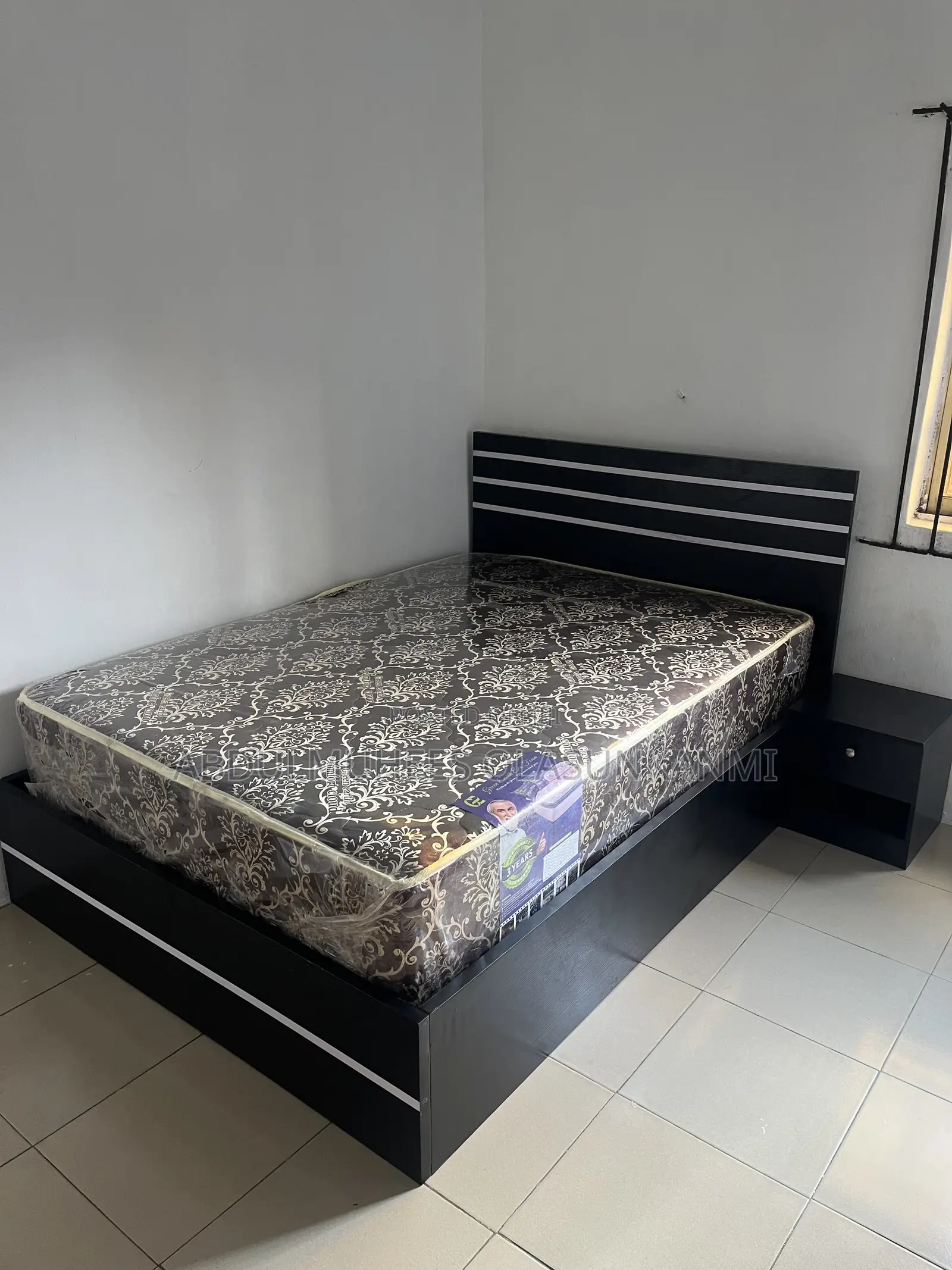 Portable 4.5 by 6 Bed Frame