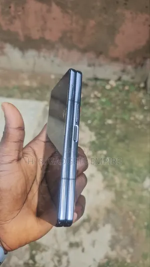 Samsung Galaxy Z Fold4 256 GB Black
