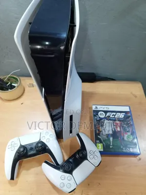 1tb Ps5 Slim With 2 Pads and Fc26