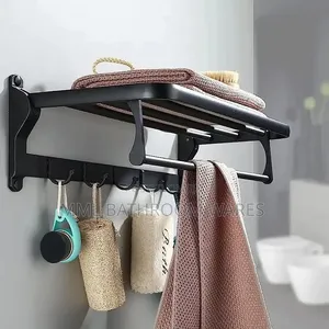 Black Multiple Towel Hanger With Sponge Hooks
