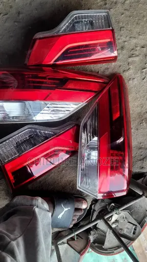 Complete Back Real Light Toyota Highlander 2018 Model