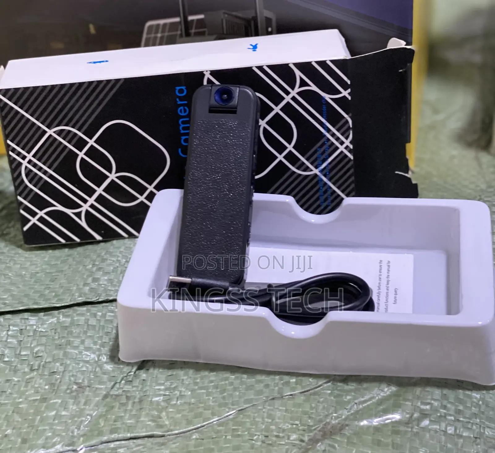 Button Wi-Fi Spy Camera