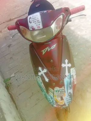 Honda Dio 2023 Red
