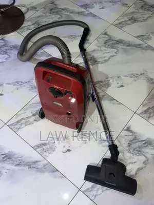 Vacuum Cleaner