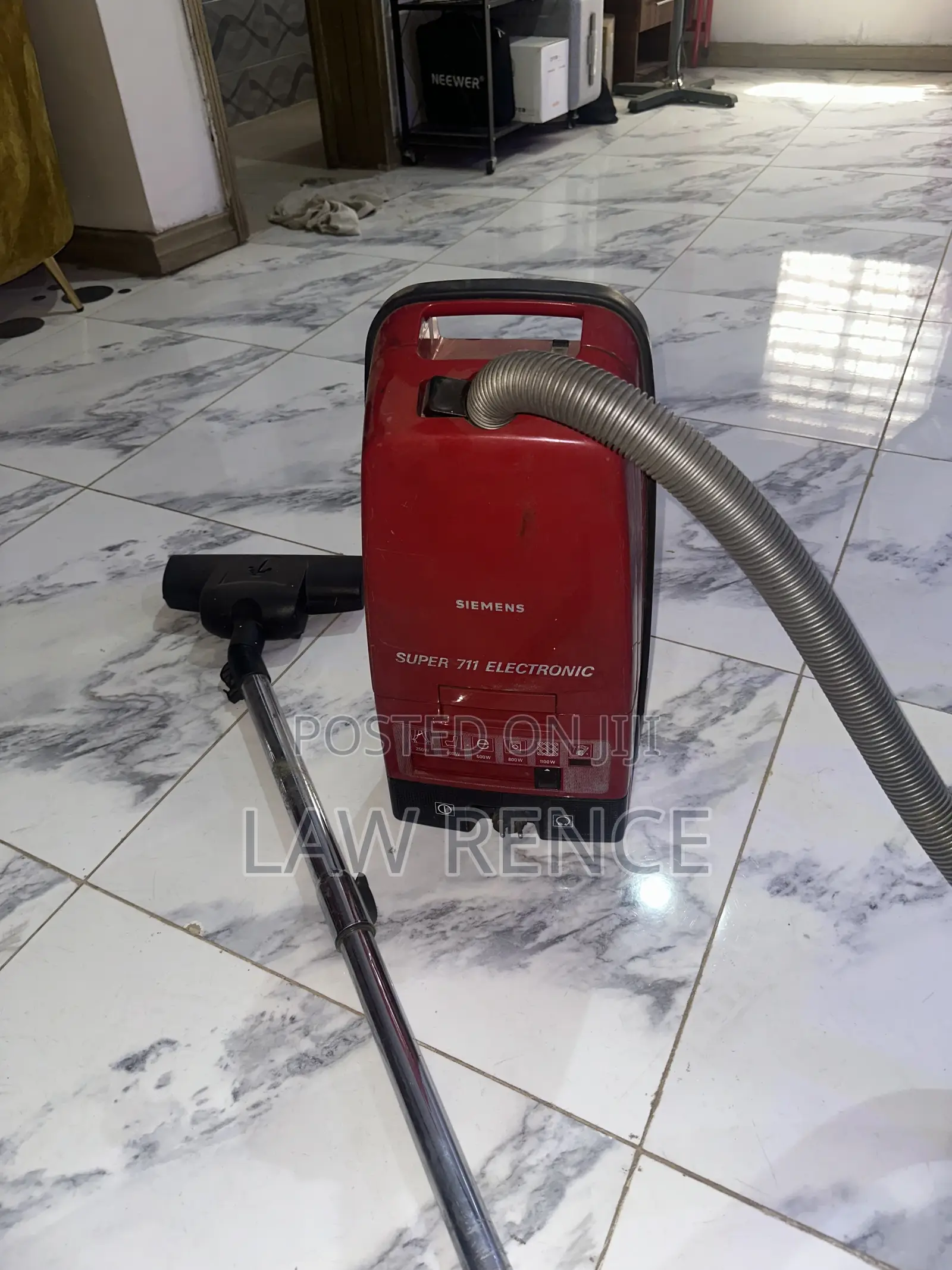Vacuum Cleaner