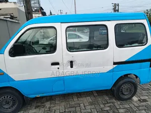 Suzuki APV Minibus 2010 Blue