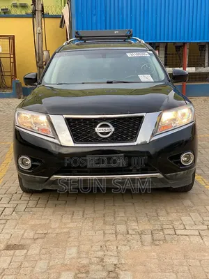 Nissan Pathfinder 2013 Black