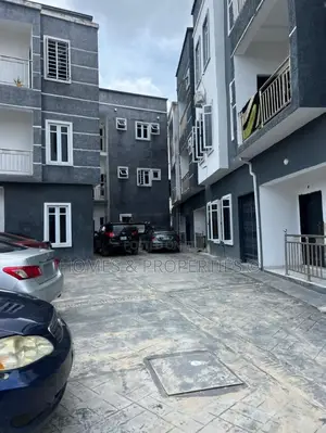 2bdrm Apartment in Ologunfe Axis, Awoyaya for rent