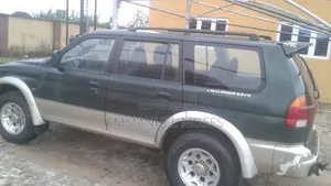 Mitsubishi Challenger 1999 Green