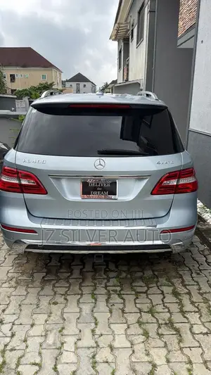 Mercedes-Benz M Class ML400 4MATIC 4dr SUV AWD (3.0L 6cyl Turbo 7A)