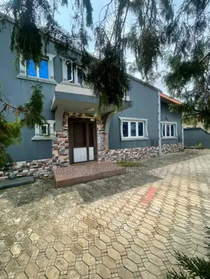 3bdrm Apartment in Mayfair, Awoyaya for rent