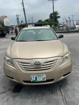 Toyota Camry 2008 Gold