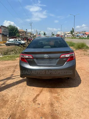 Toyota Camry 2014