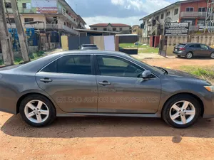 Toyota Camry 2014