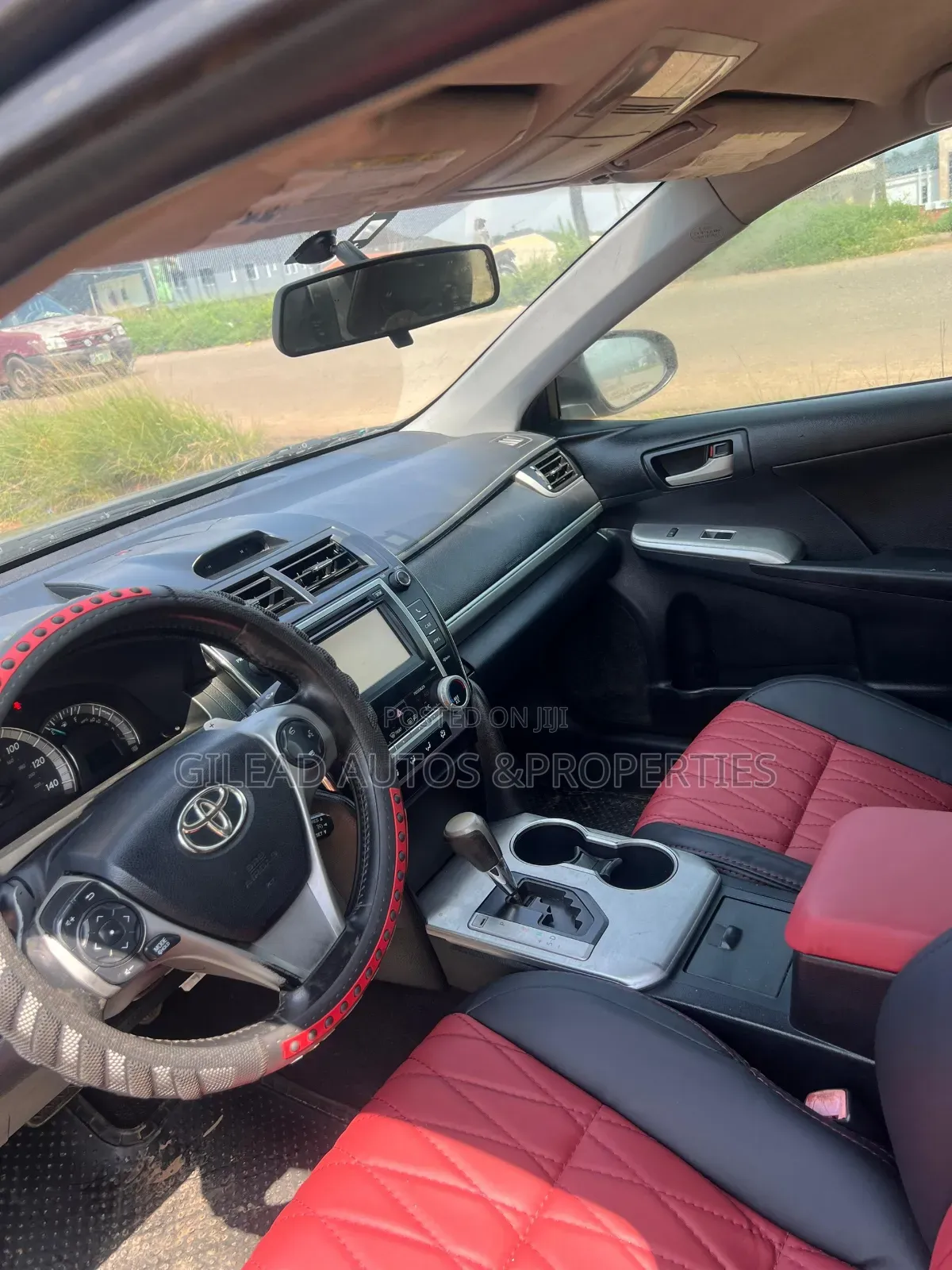 Toyota Camry 2014