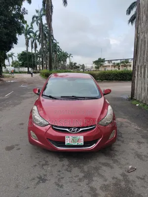 Hyundai Elantra 2013 Red