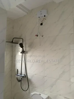 3bdrm Bungalow in Premier Estate Elebu, Akala Express for rent