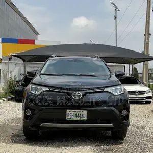 Toyota RAV4 2017 Black