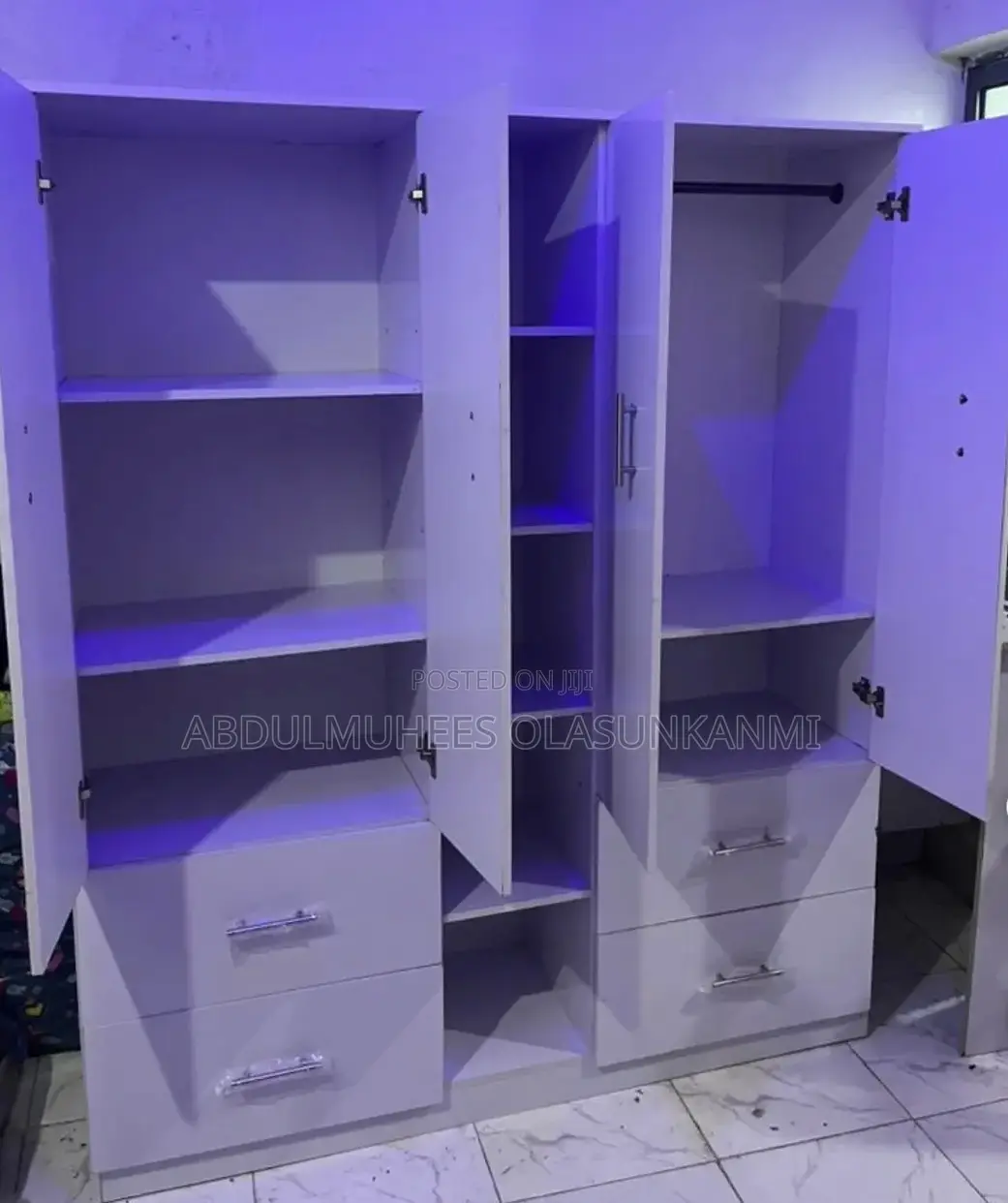 5/6 Wadrobe Closet