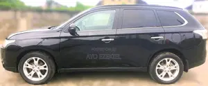 Mitsubishi Outlander 2013 Black