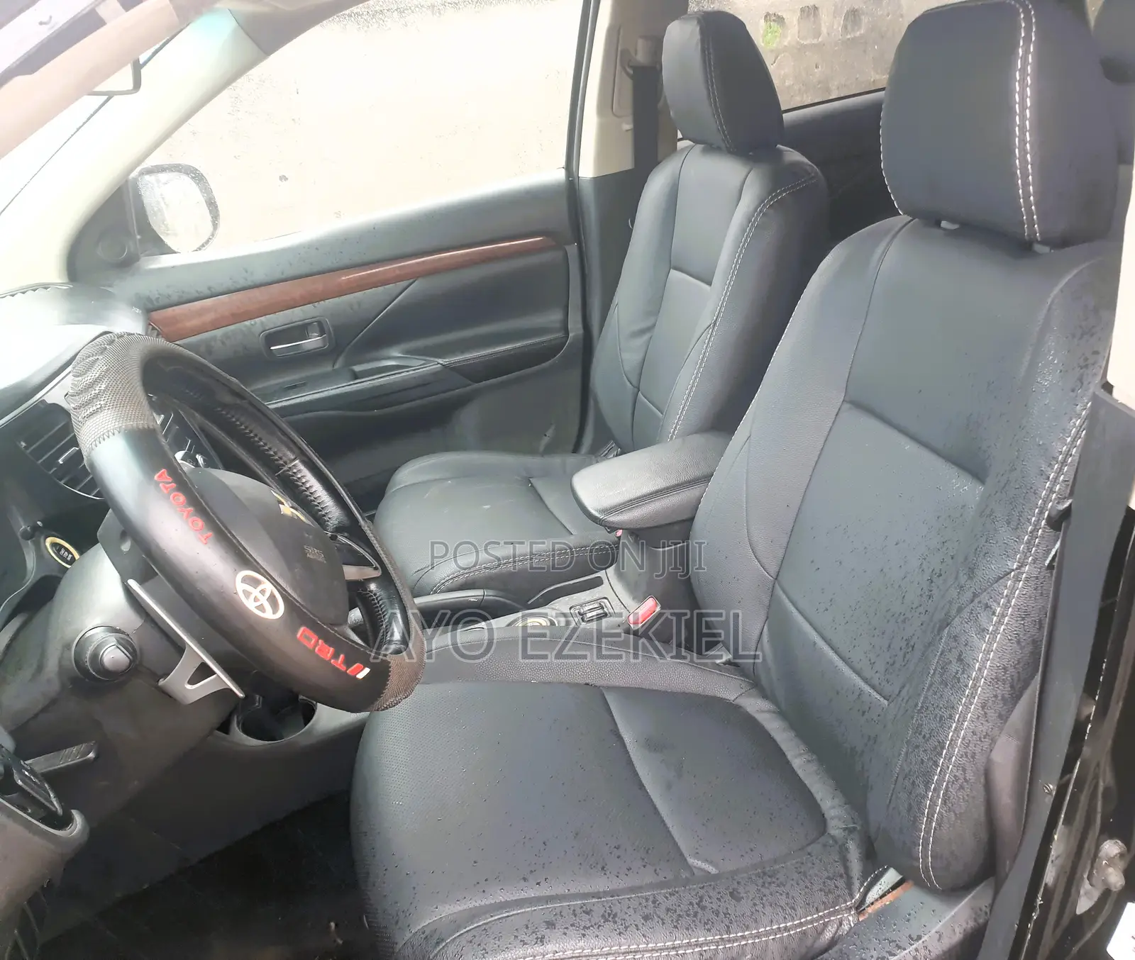 Mitsubishi Outlander 2013 Black