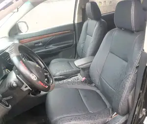 Mitsubishi Outlander 2013 Black