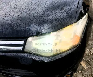 Mitsubishi Outlander 2013 Black