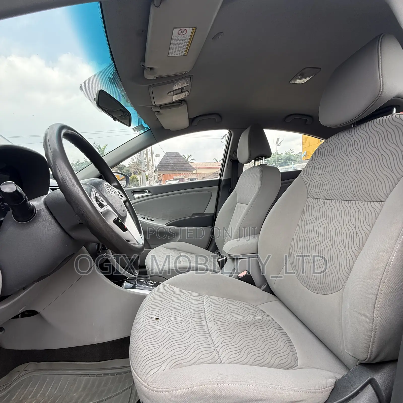 Hyundai Accent 2012 Black