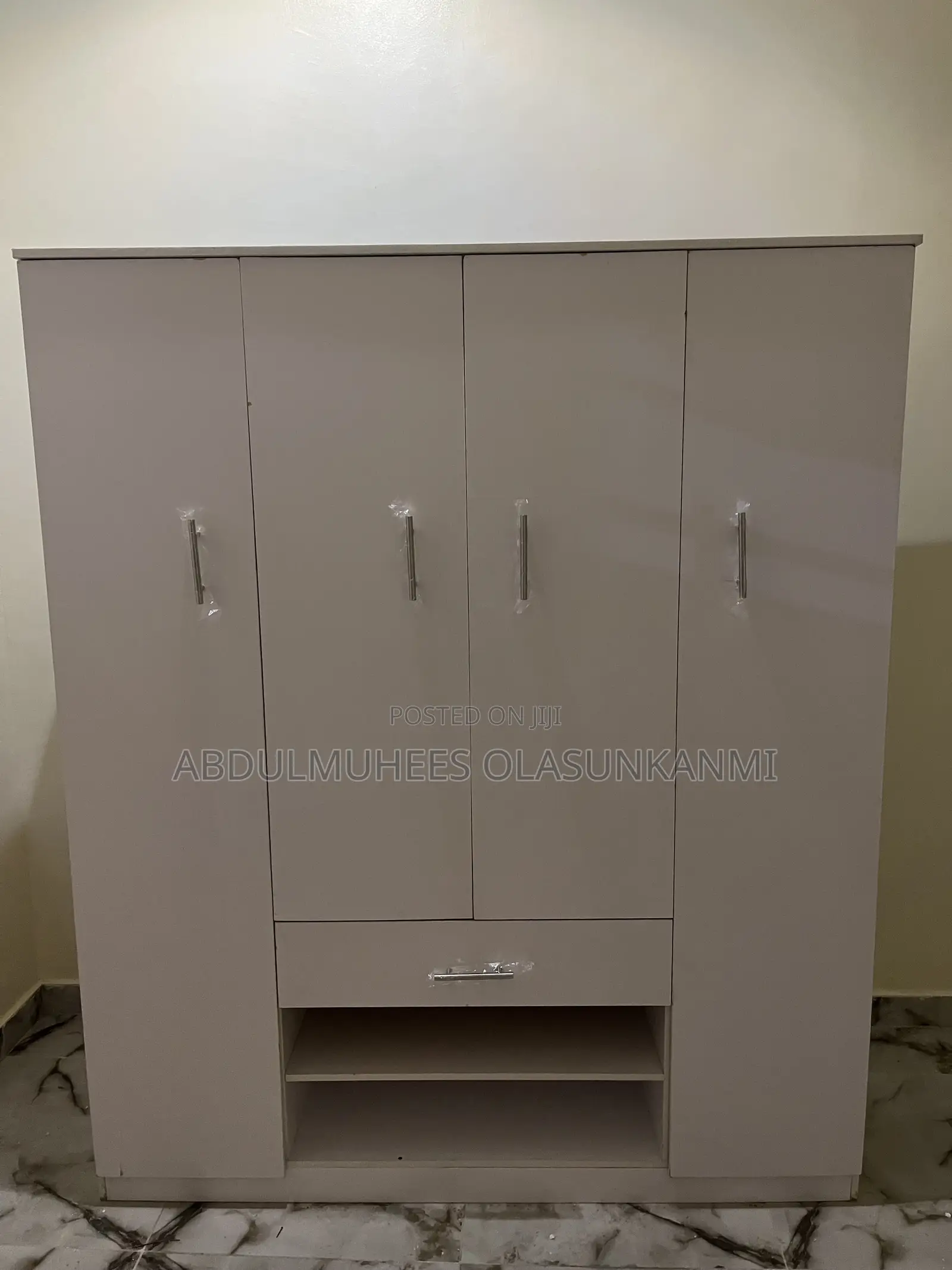 5ft by 6ft Luxury Wadrobe Closet