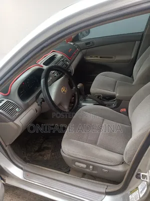 Toyota Camry 2024 Silver