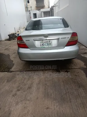 Toyota Camry 2024 Silver