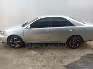 Toyota Camry 2024 Silver